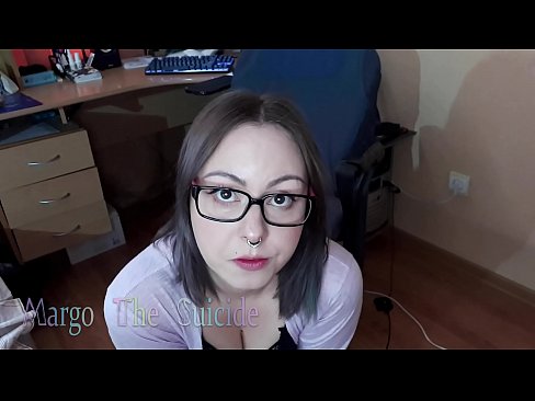 ❤️ Seksikas prillidega tüdruk imeb dildot sügavalt kaamera ette ☑ Kvaliteetne seks at porn et.zoomporno.ru ❌❤
